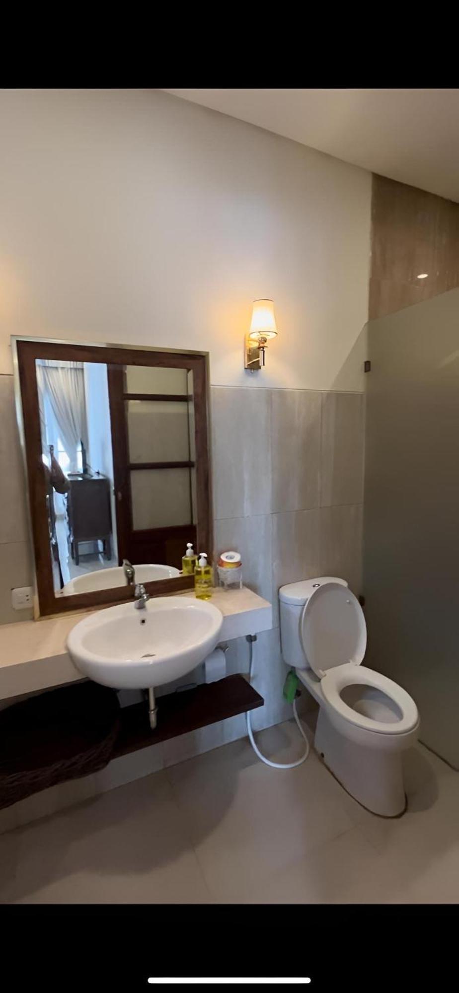Villa Gong Umara Canggu Exteriör bild