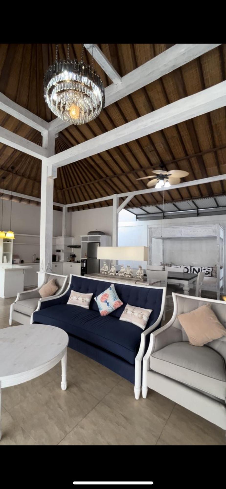 Villa Gong Umara Canggu Exteriör bild