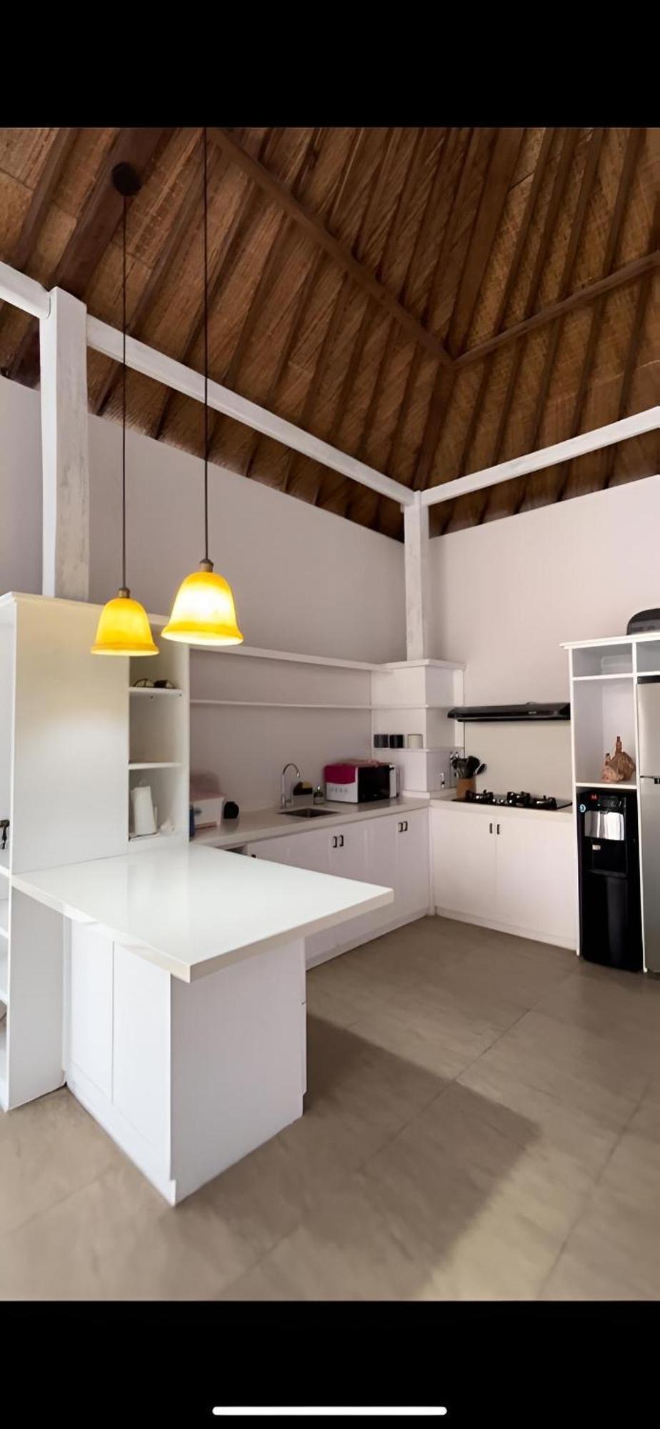 Villa Gong Umara Canggu Exteriör bild